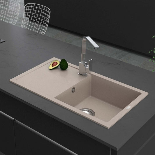 Bež mat jednodelna granitna sudopera sa oceđivačem, hrom sifonom i drvenom daskom