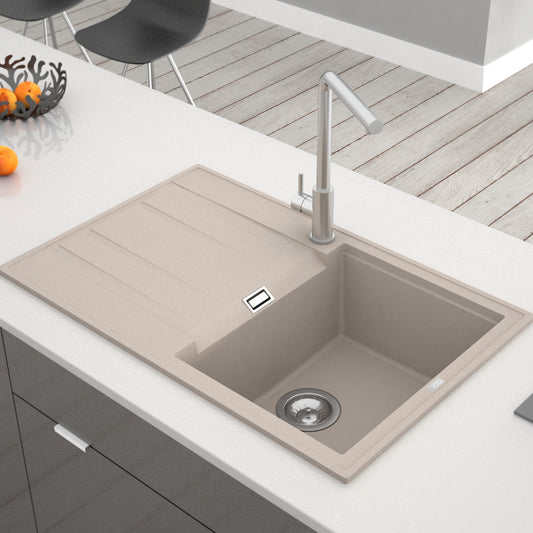 Bež mat jednodelna granitna sudopera sa oceđivačem, hrom sifonom i drvenom daskom